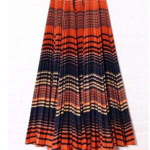 Vintage Vibrant Striped Maxi Skirt in Orange and Navy